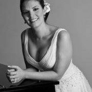 Meet your Posher, Paola